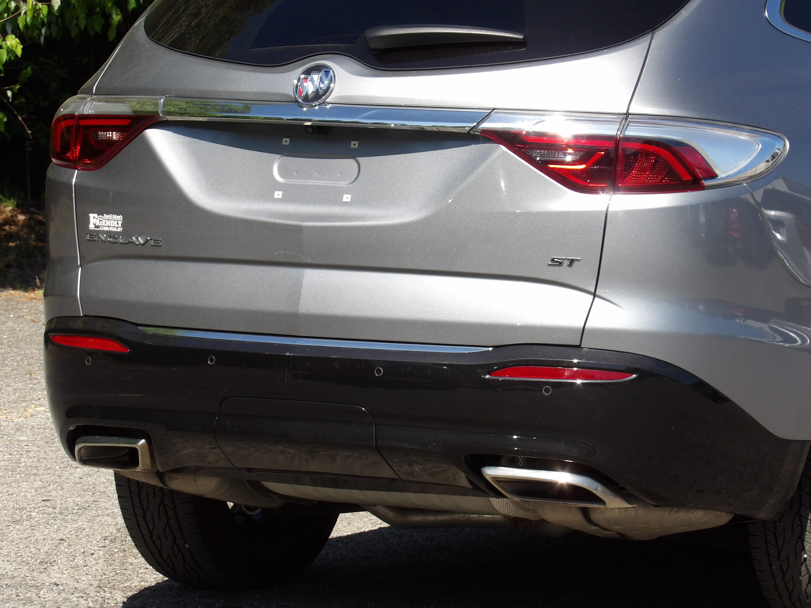 Used 2024 Buick Enclave Essence FWD image 10