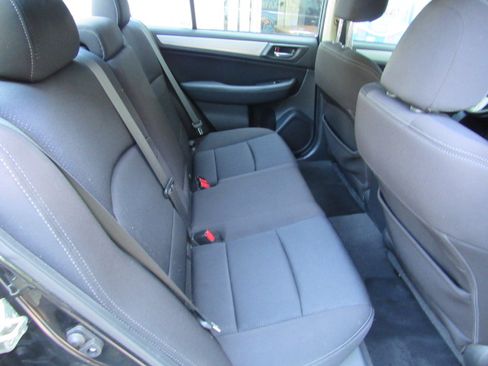 Used 2015 Subaru Legacy 2.5i Premium AWD/4WD image 15