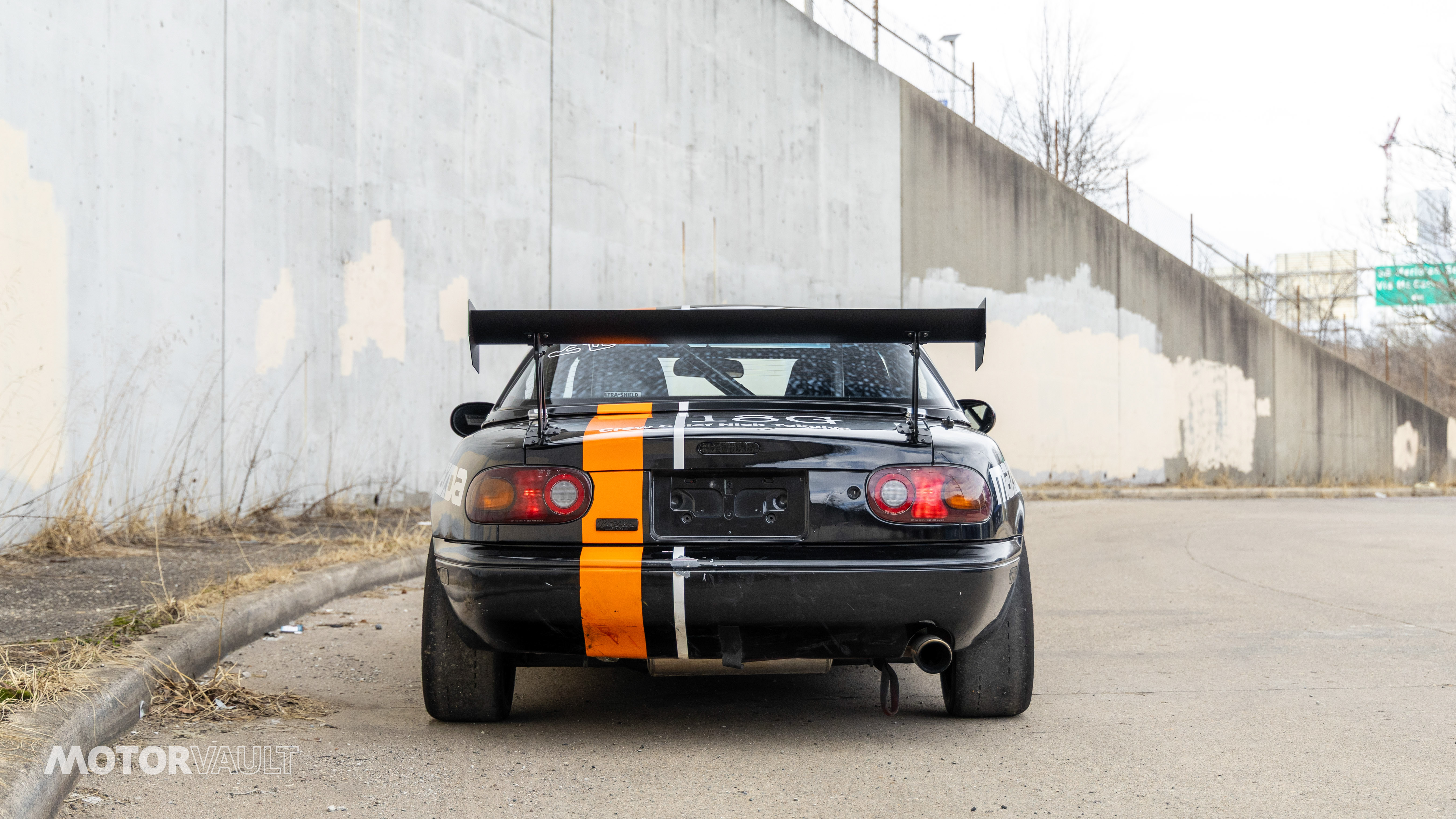 Used 1993 MAZDA MX-5 Miata Club Spec RWD image 9