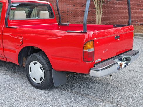 Used 1999 Toyota Tacoma 2WD Regular Cab image 20