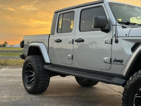 Used 2021 Jeep Gladiator Sport AWD/4WD image 55