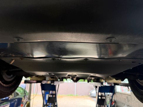 Used 1997 Lincoln Town Car Signature RWD image 35