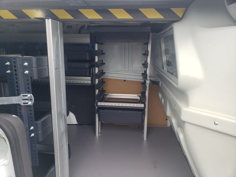 Used 2022 Ford Transit Connect XL image 13