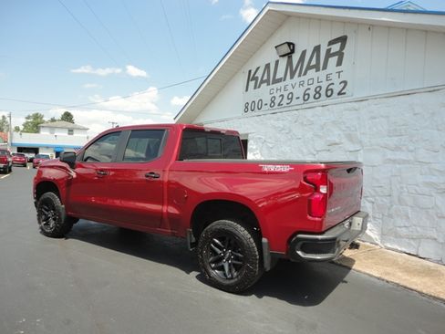 Used 2019 Chevrolet Silverado 1500 4x4 Crew Cab LT Trail Boss image 10