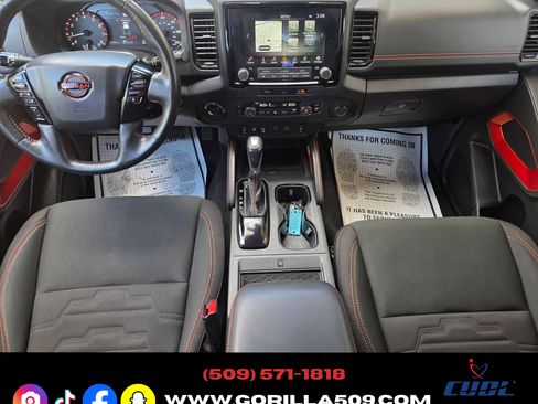 Used 2023 Nissan Frontier 4x4 Crew Cab PRO-4X image 9