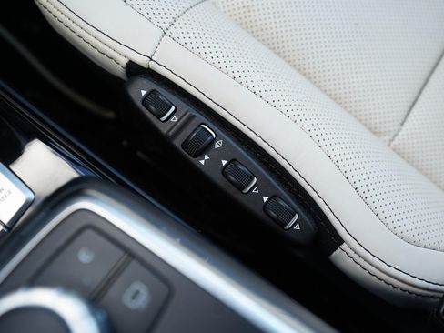 Used 2017 Mercedes-Benz G 550 image 34