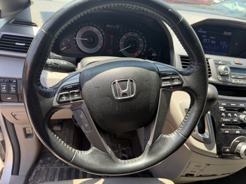Used 2013 Honda Odyssey EX-L image 17