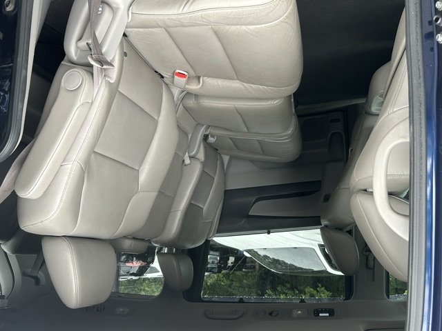 Used 2015 Honda Odyssey EX-L image 24