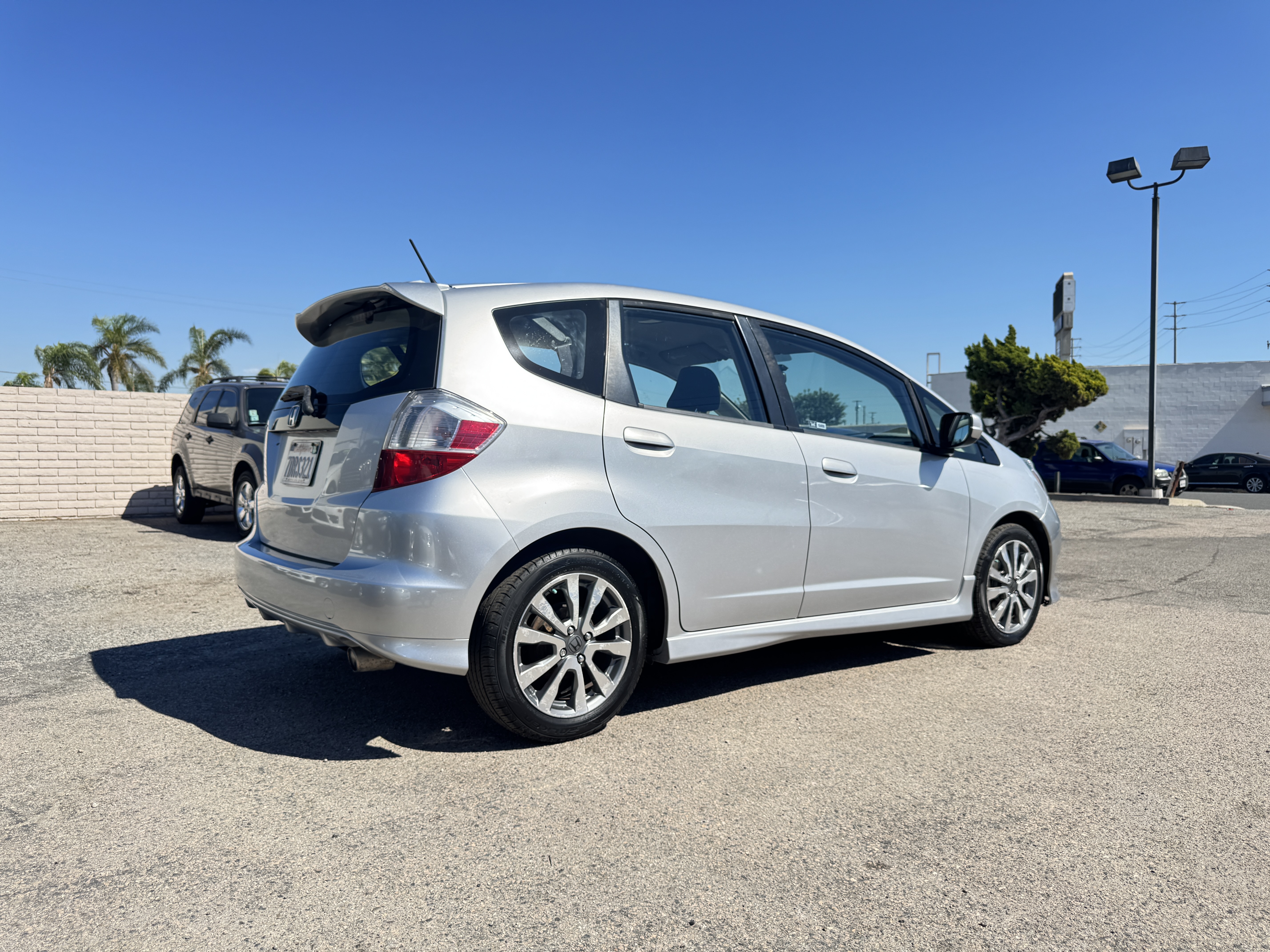 Used 2013 Honda Fit Sport image 9