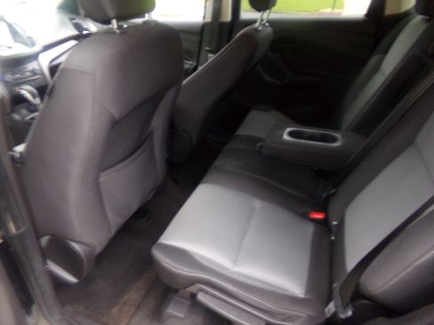 Used 2019 Ford Escape 4WD SE image 12