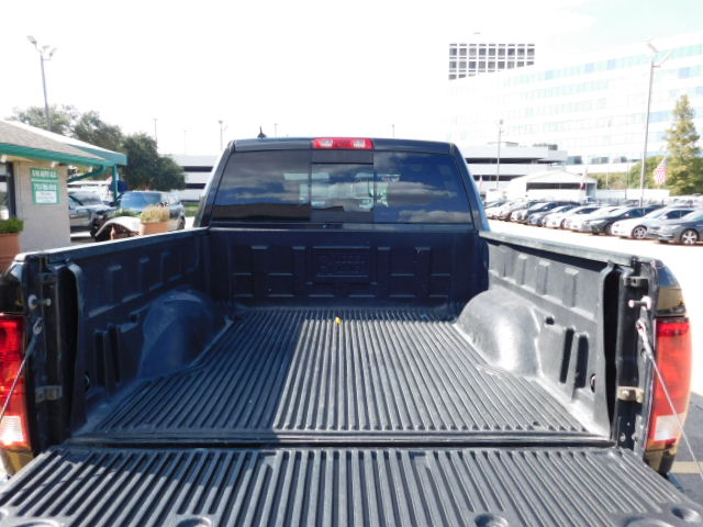 Used 2017 RAM 1500 2WD Crew Cab Lone Star image 7