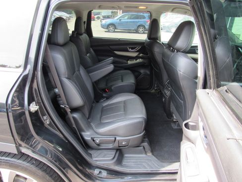 Used 2019 Subaru Ascent Limited 7-Passenger AWD/4WD image 20