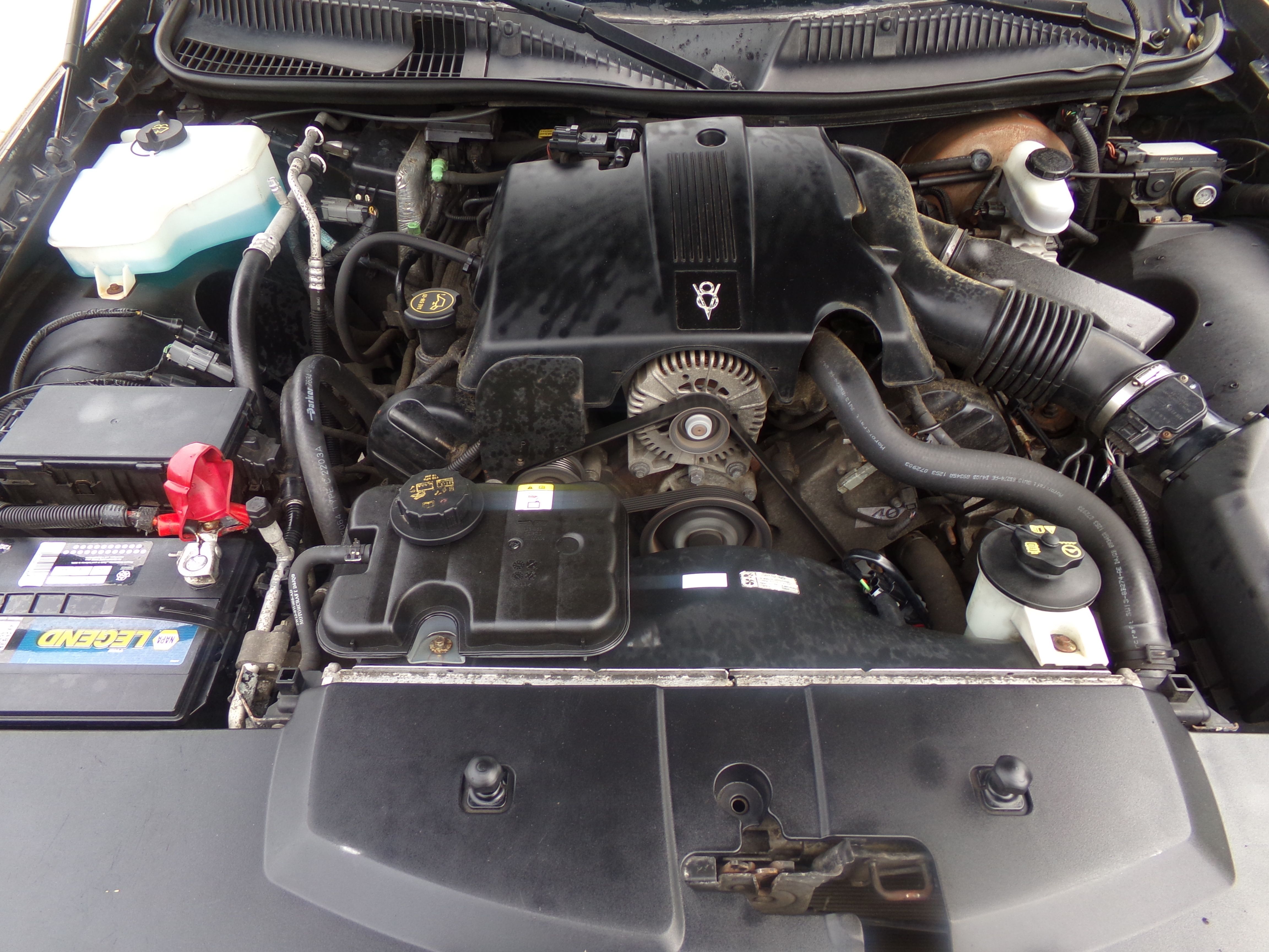 Used 2004 Lincoln Town Car Signature RWD image 19