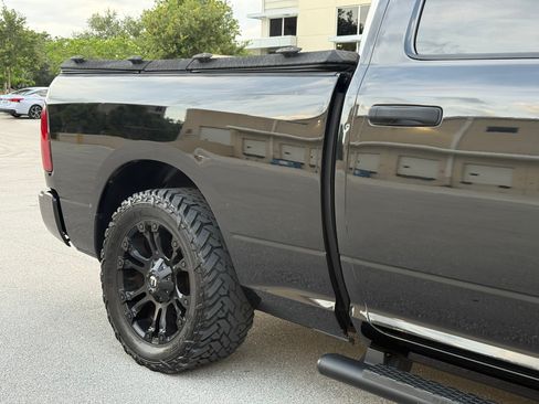 Used 2014 RAM 1500 ST RWD image 63