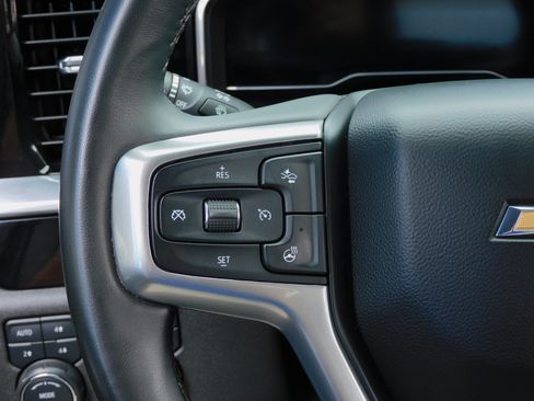 Used 2024 Chevrolet Silverado 2500 LTZ image 33