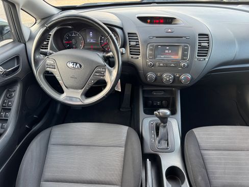 Used 2016 Kia Forte EX image 22