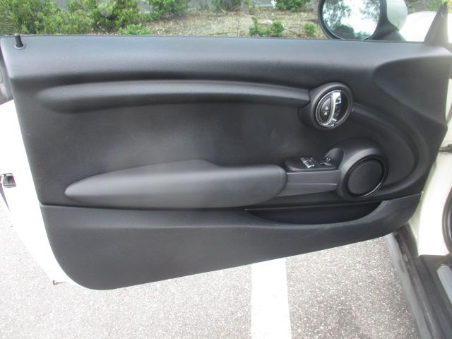 Used 2014 MINI Cooper FWD image 14