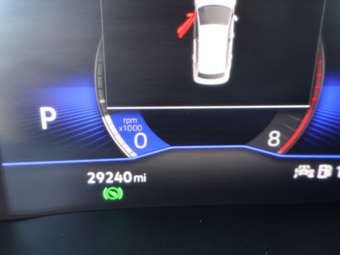 Used 2022 Volkswagen Atlas Cross Sport SE image 23