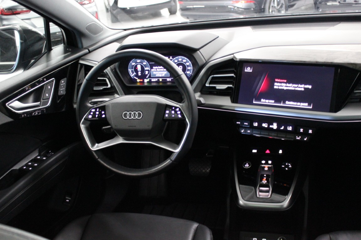 Used 2023 Audi Q4 e-tron Premium RWD image 31