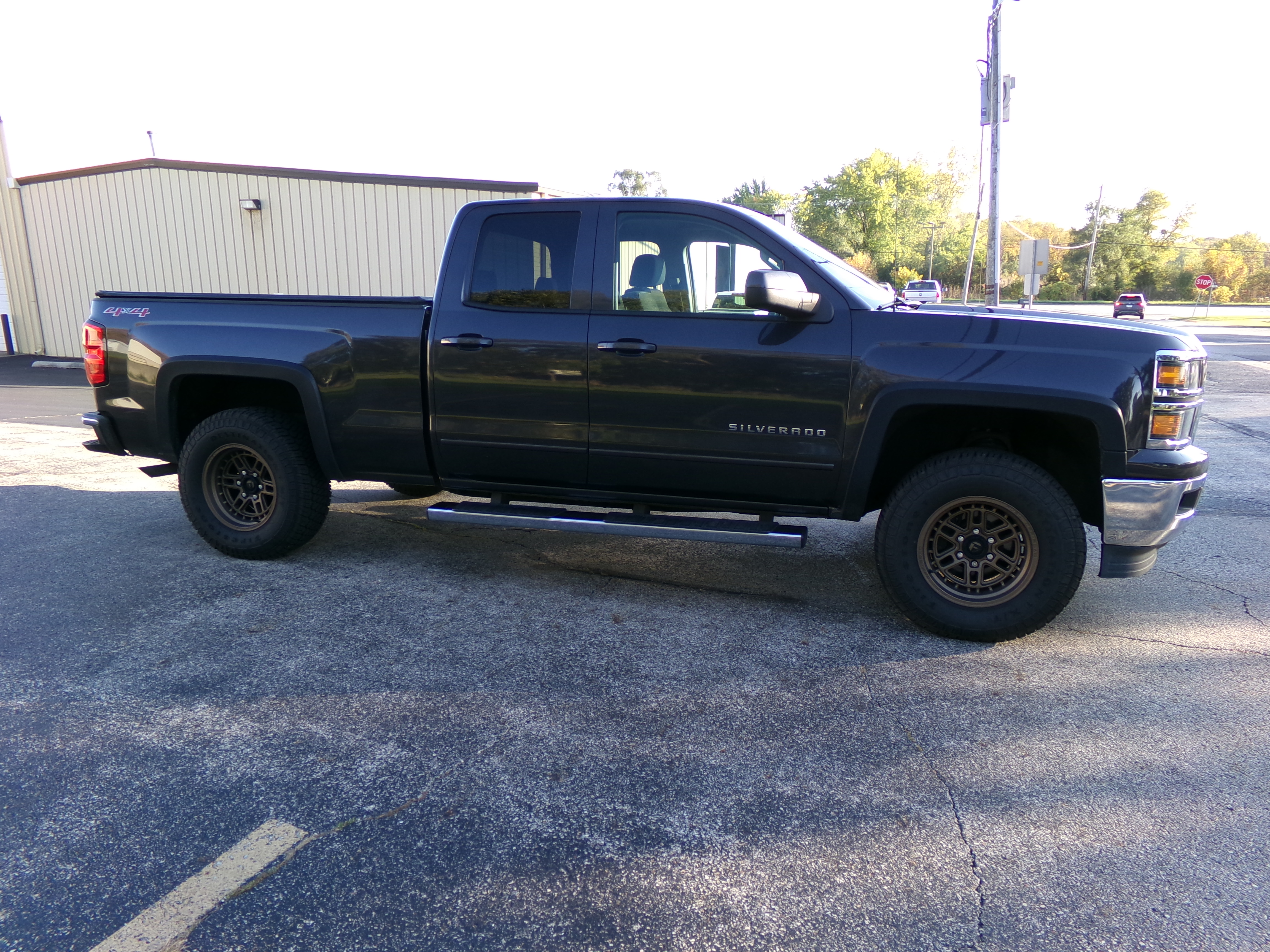 Used 2015 Chevrolet Silverado 1500 4x4 Double Cab LT image 11