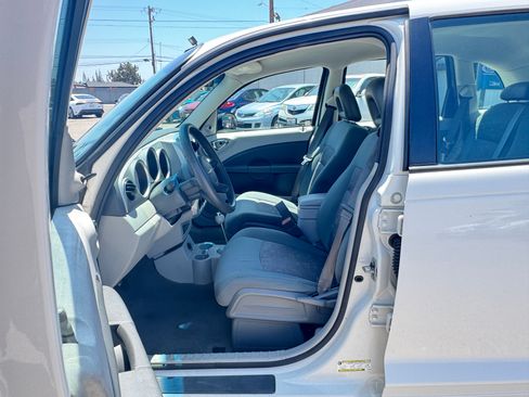 Used 2008 Chrysler PT Cruiser UNAVAIL FWD image 16
