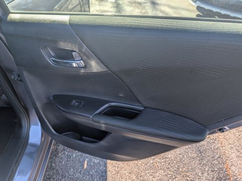 Used 2015 Honda Accord LX image 14