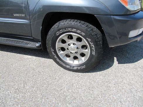 Used 2005 Toyota 4Runner Limited image 9