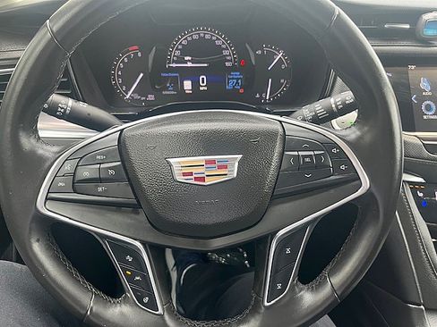 Used 2017 Cadillac XT5 Premium Luxury image 27