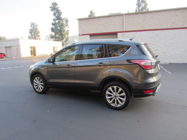 Used 2018 Ford Escape Titanium FWD image 5