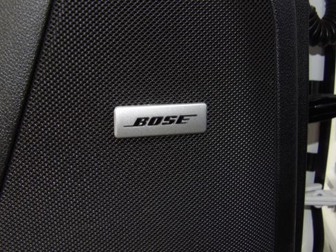 Used 2025 GMC Yukon XL Denali image 5