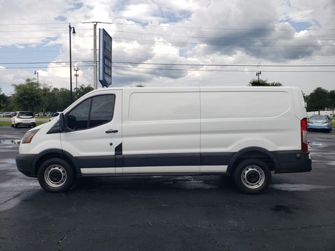 Used 2018 Ford Transit 250 148 Low Roof RWD image 2
