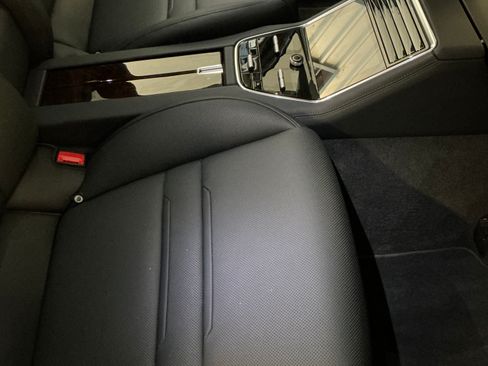 Used 2021 Porsche Panamera Turbo S image 9