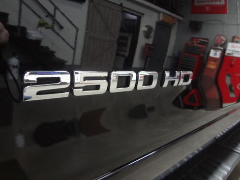 Used 2018 GMC Sierra 2500 SLE image 11