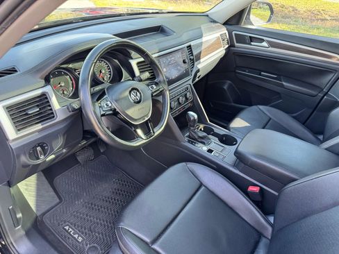 Used 2019 Volkswagen Atlas SE image 17