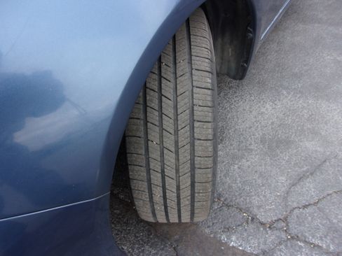 Used 2011 Subaru Impreza 2.5i image 10