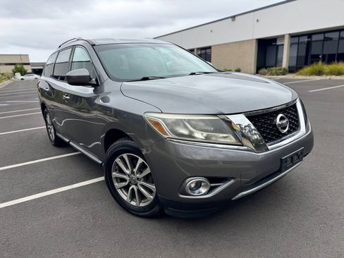 Used 2015 Nissan Pathfinder 4WD image 12