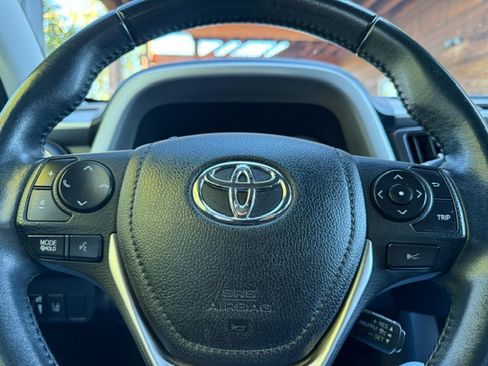 Used 2016 Toyota RAV4 AWD Limited image 14