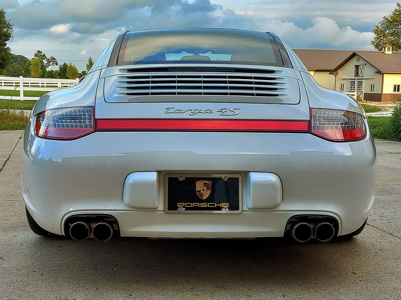 Used 2011 Porsche 911 Targa 4S AWD/4WD image 23