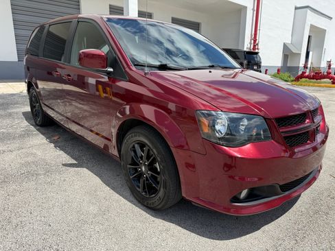 Used 2019 Dodge Grand Caravan GT FWD image 18