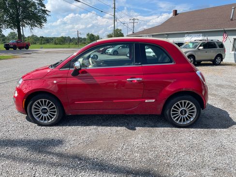 Used 2012 FIAT 500 Lounge Cabrio FWD image 2