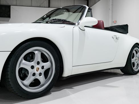 Used 1995 Porsche 911 Carrera image 21