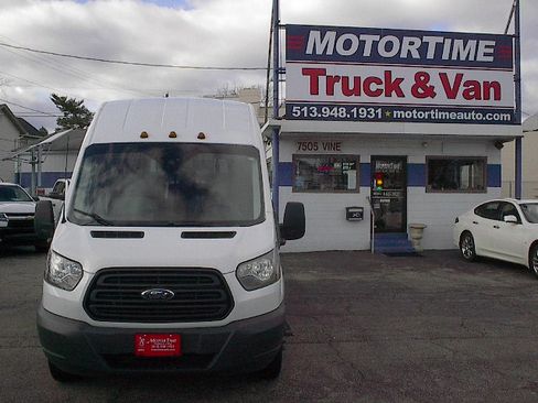 Used 2018 Ford Transit 350 XL image 2