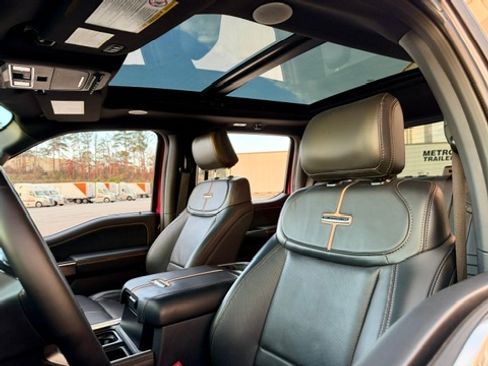 Used 2024 Ford F350 Platinum image 20