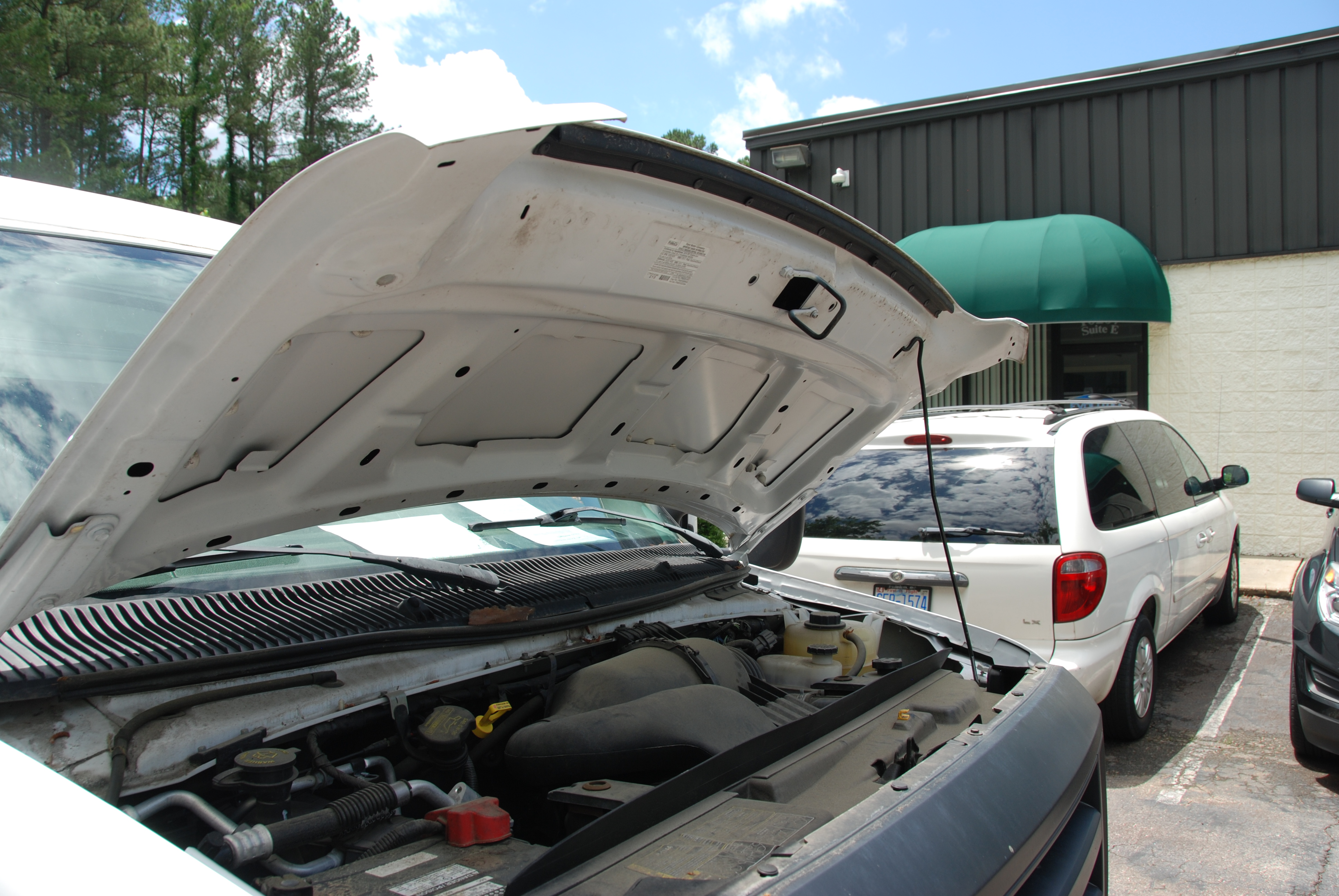 Used 2015 Ford E-350 and Econoline 350 Super Duty RWD image 25
