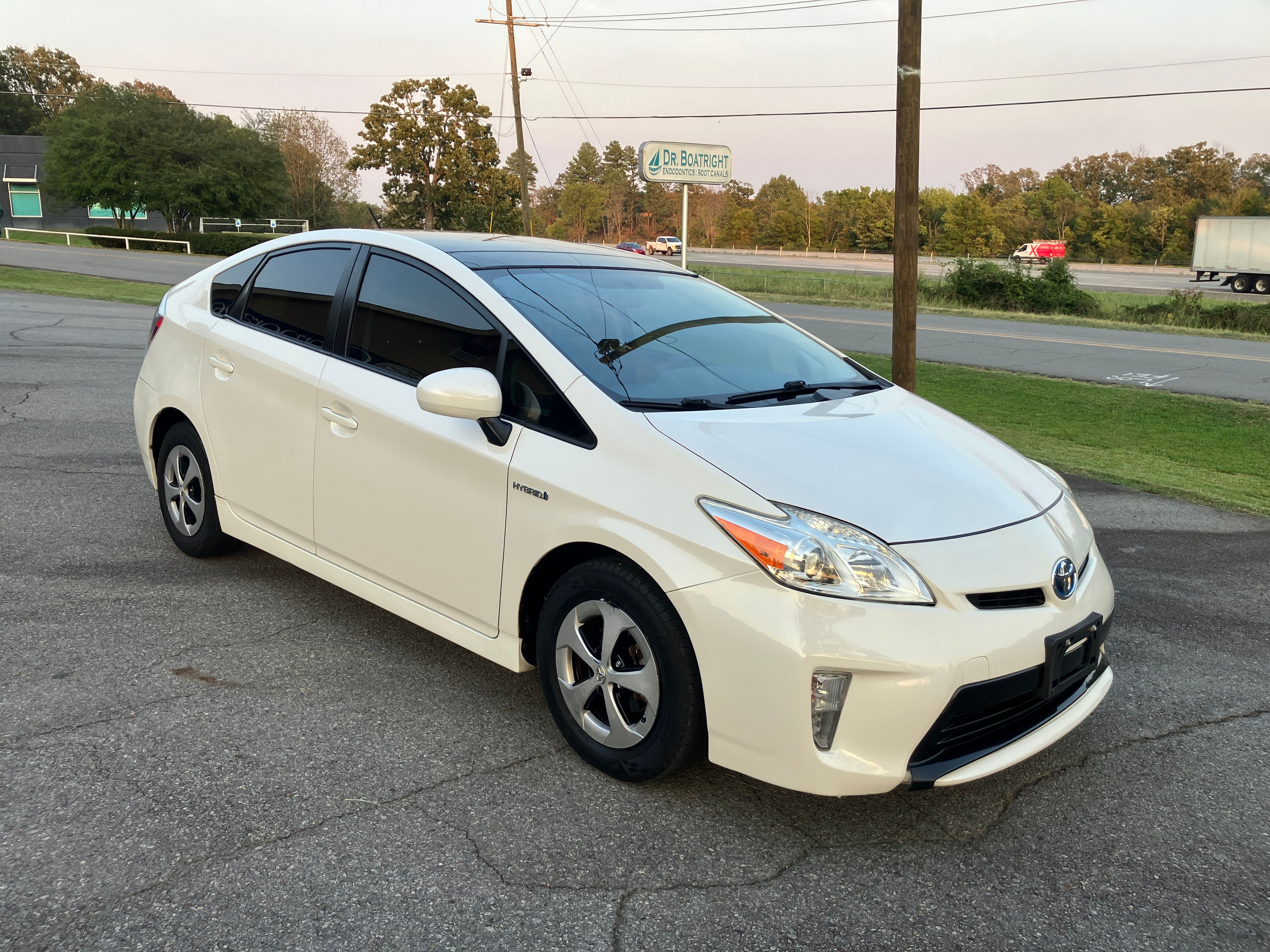 Used 2012 Toyota Prius Three Touring Hatchback 4D FWD image 6