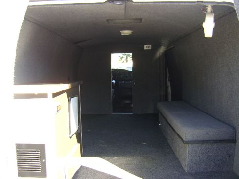 Used 2001 Dodge B3500 image 11