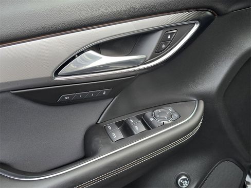 New 2025 Buick Envision Sport Touring image 12