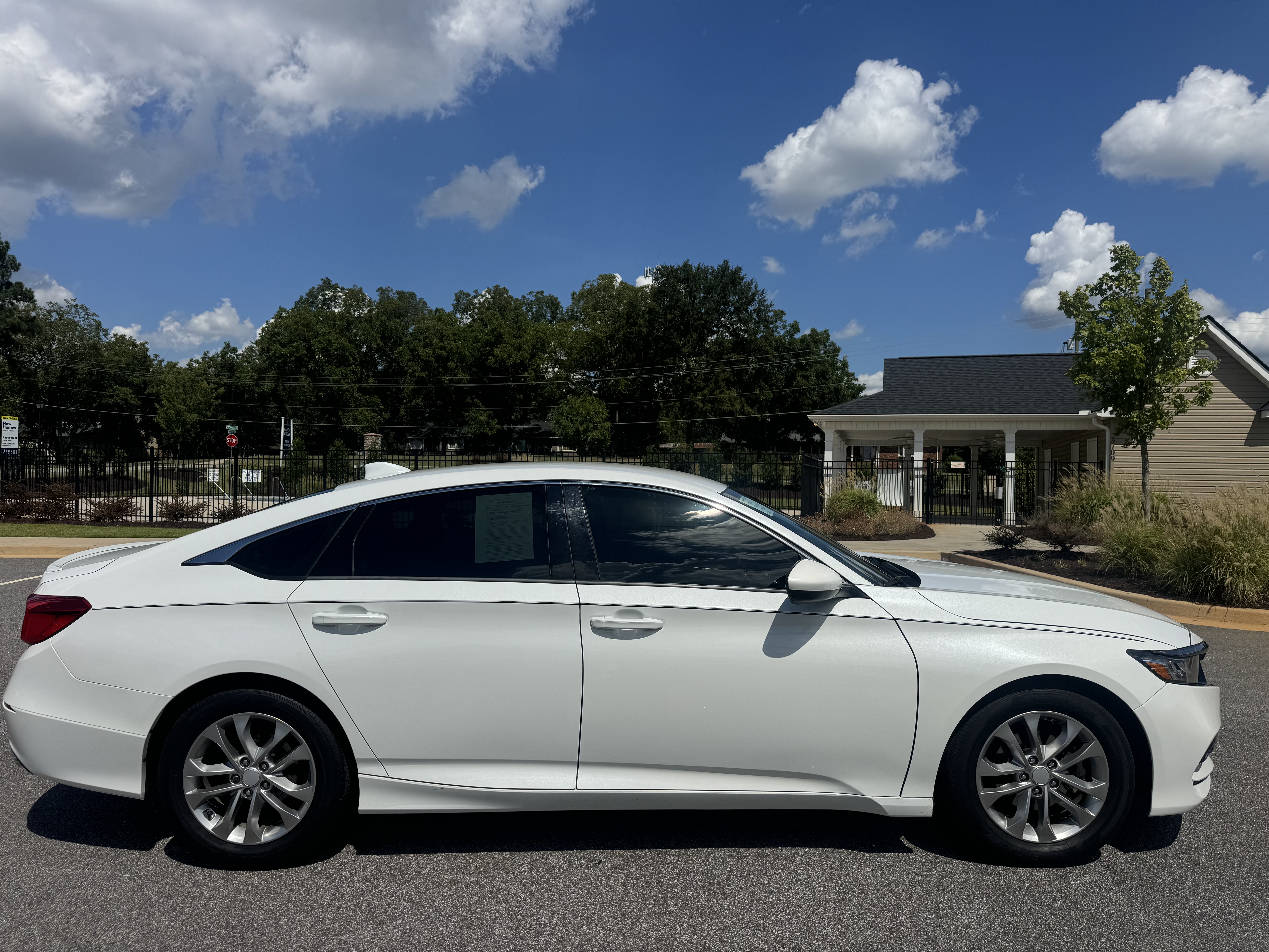 Used 2019 Honda Accord 1.5T Sport image 3