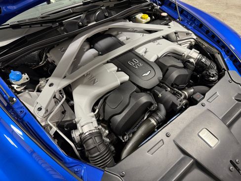 Used 2014 Aston Martin DB9 RWD image 42