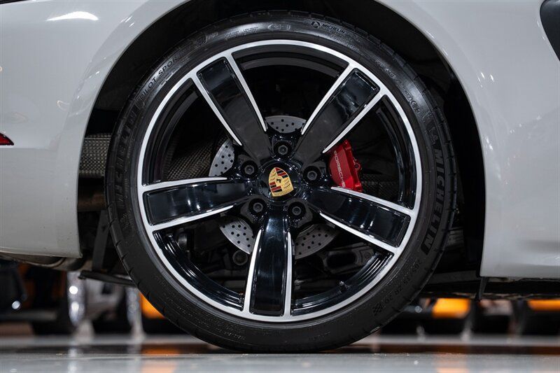 Used 2019 Porsche 718 Cayman S RWD image 42